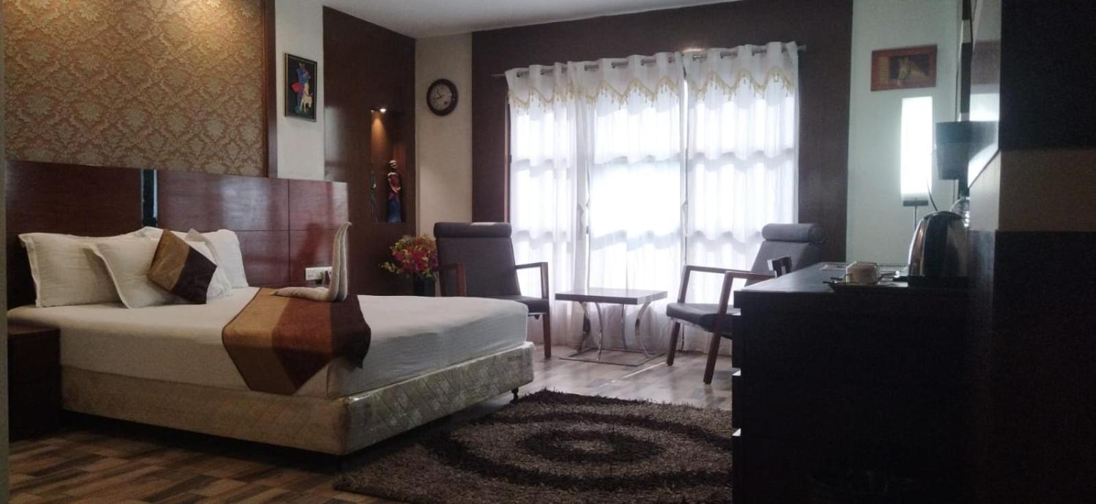 Hotel Ambassador Chocolate Inn Kalyani Buitenkant foto