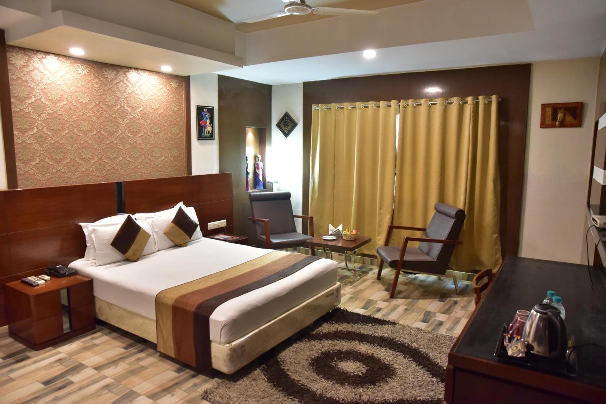 Hotel Ambassador Chocolate Inn Kalyani Buitenkant foto